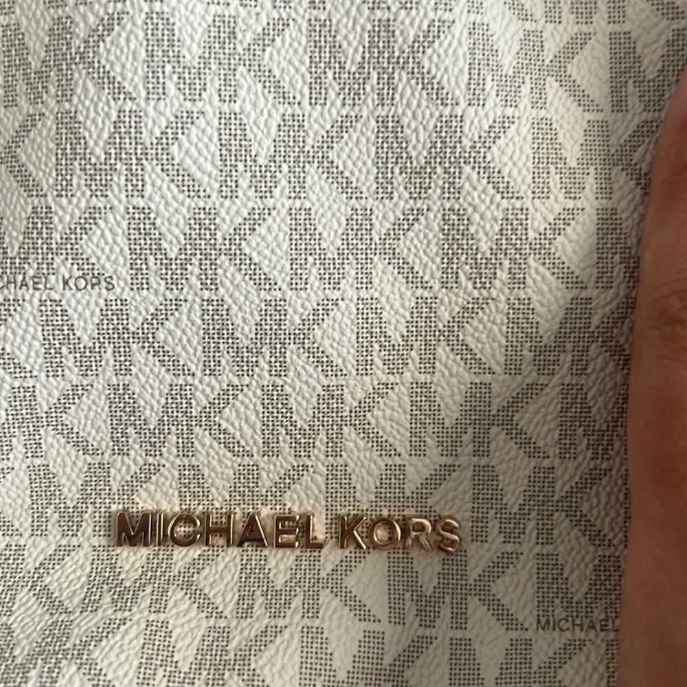 Micheal Kors jet set chain vanilla mid messenger - Picture 5 of 6